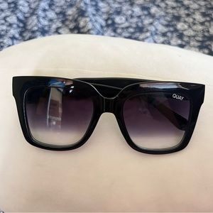 In great condition Quay Sunglasses